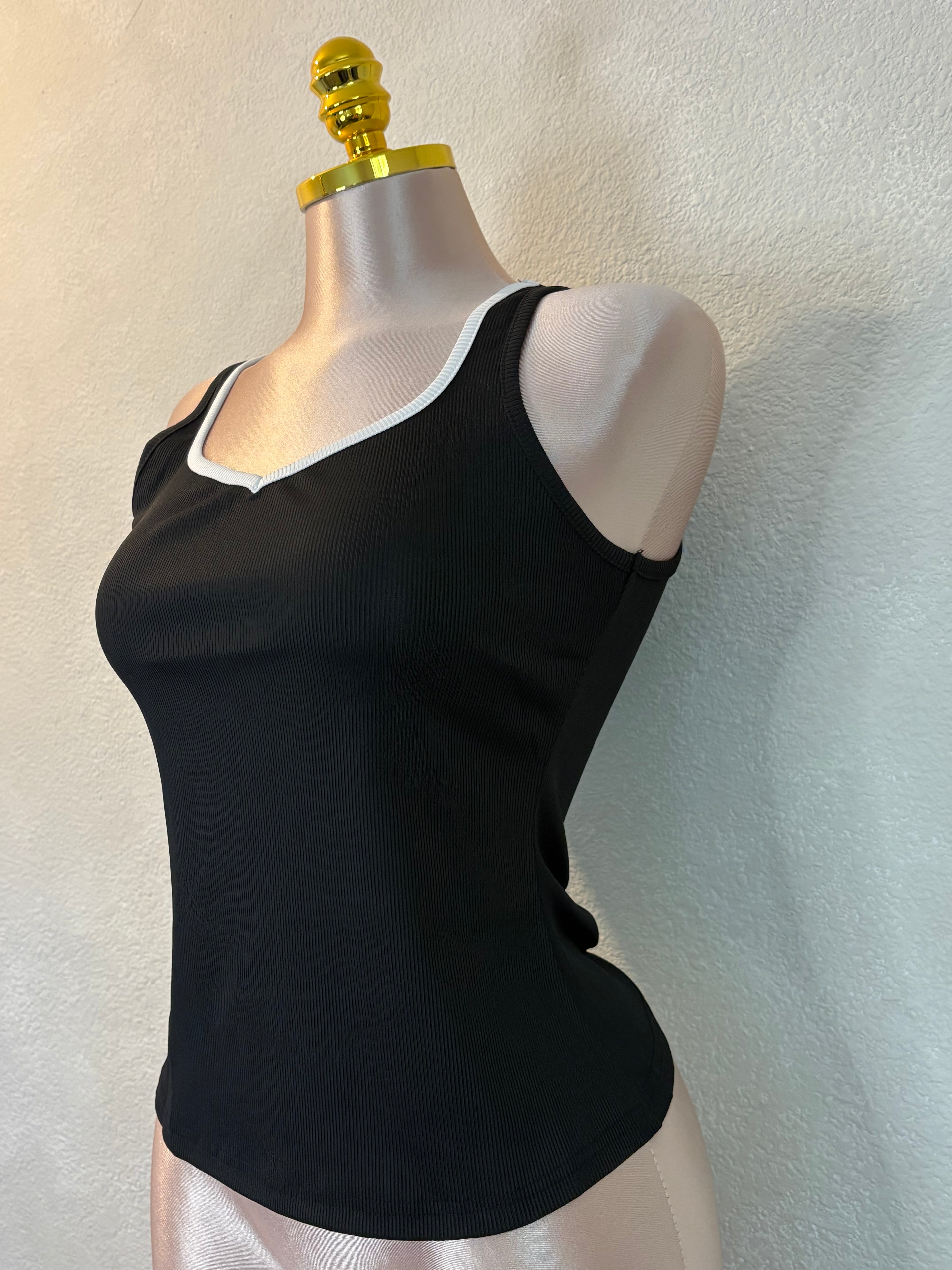 Anayeli top