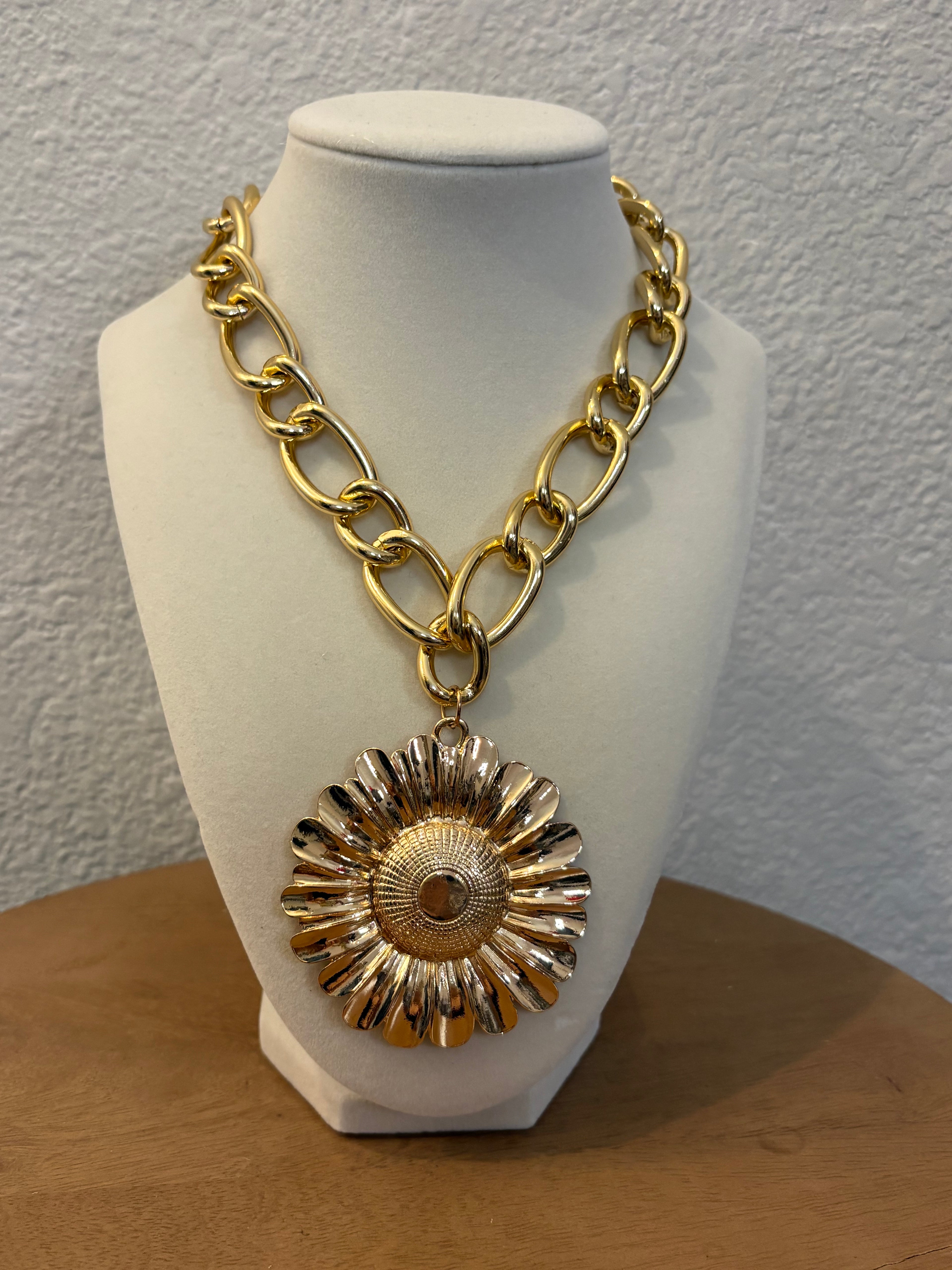 Passion Shine Neckace